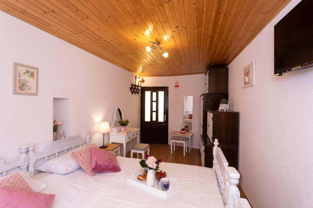 ורבניק Apartman Verbenia מראה חיצוני תמונה