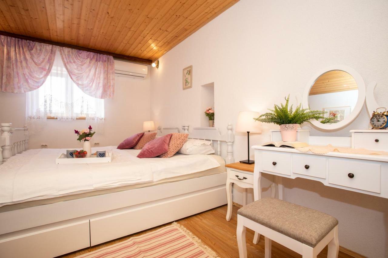 ורבניק Apartman Verbenia מראה חיצוני תמונה